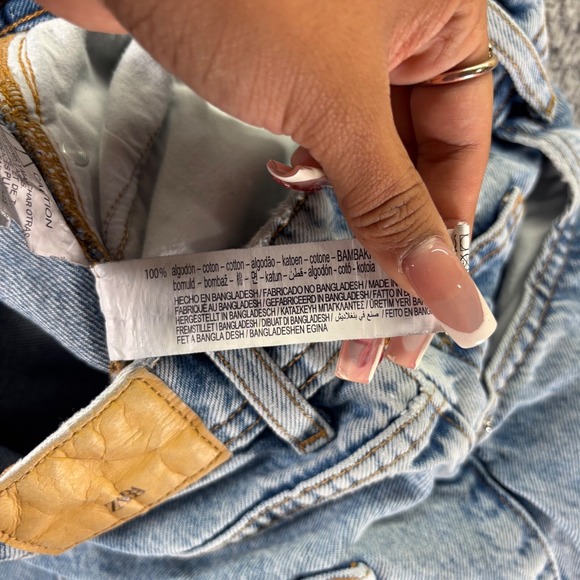 Zara Jeans Womens Size 4 Blue Light Wash Cotton Tapered Fit Denim 26x28 - Picture 5 of 11